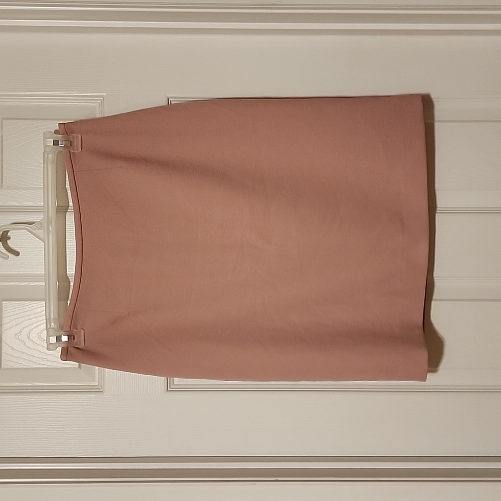 TAHARI Light Pink Pencil Skirt, Size 6